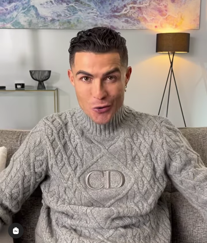 Cristiano Ronaldo celebrates becoming the first person to reach 400 million followers on Instagram (video)