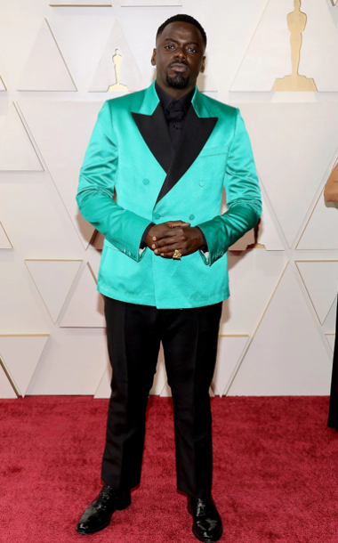 Celebrity fashion at the Oscars 2022 red carpet (photos)