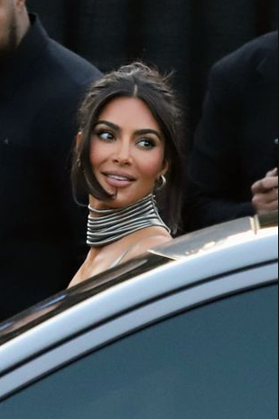 Kim Kardashian makes red carpet debut with Pete Davidson (photos)
