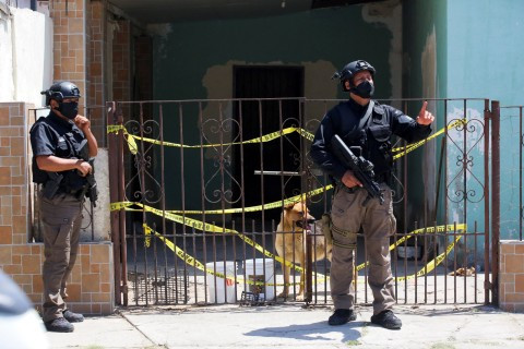 FBI uncover secret tunnel linking Mexico to California filled with 0,000,000 worth of cocaine (photos) 