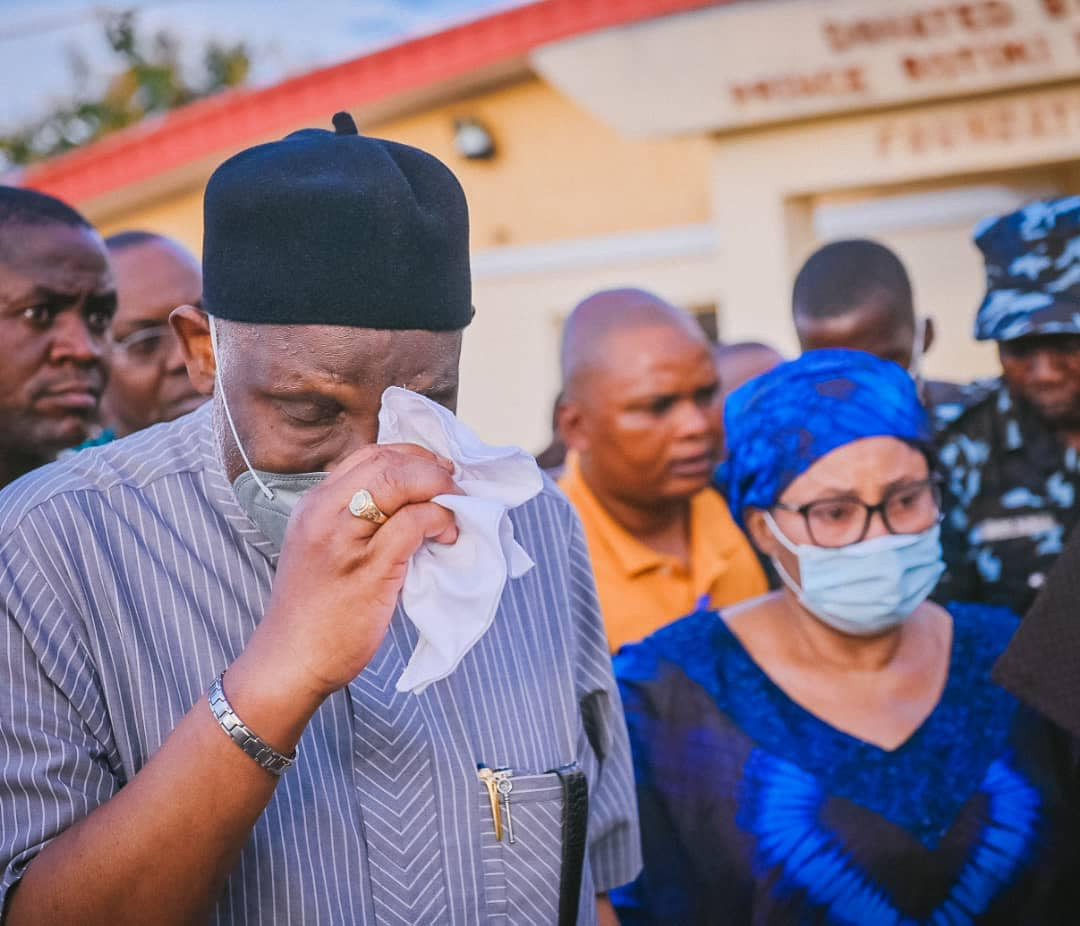 "What we have seen in America is a child play to what happened here" - Governor Akeredolu visits scene of Owo terror attack 
