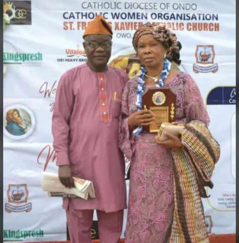 Woman orphaned by Catholic church attack in Owo mourns her parents on Twitter