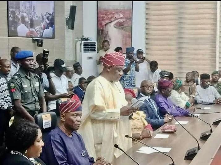 Bayo Lawal sworn in as new Oyo Deputy Governor (photos)