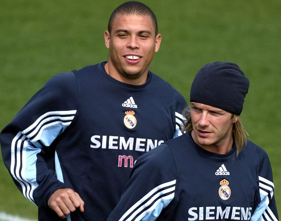 Brazil legend Ronaldo vacations with his girlfriend in Ibiza (photos)
