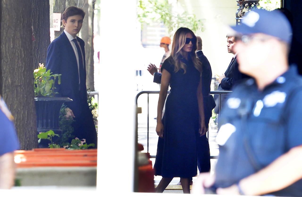 Ivana carried in gold casket as Trump family arrives at funeral (photos)