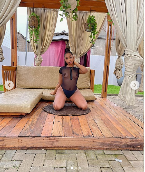 Nigerian crossdresser, Jay Boogie flashes growing
