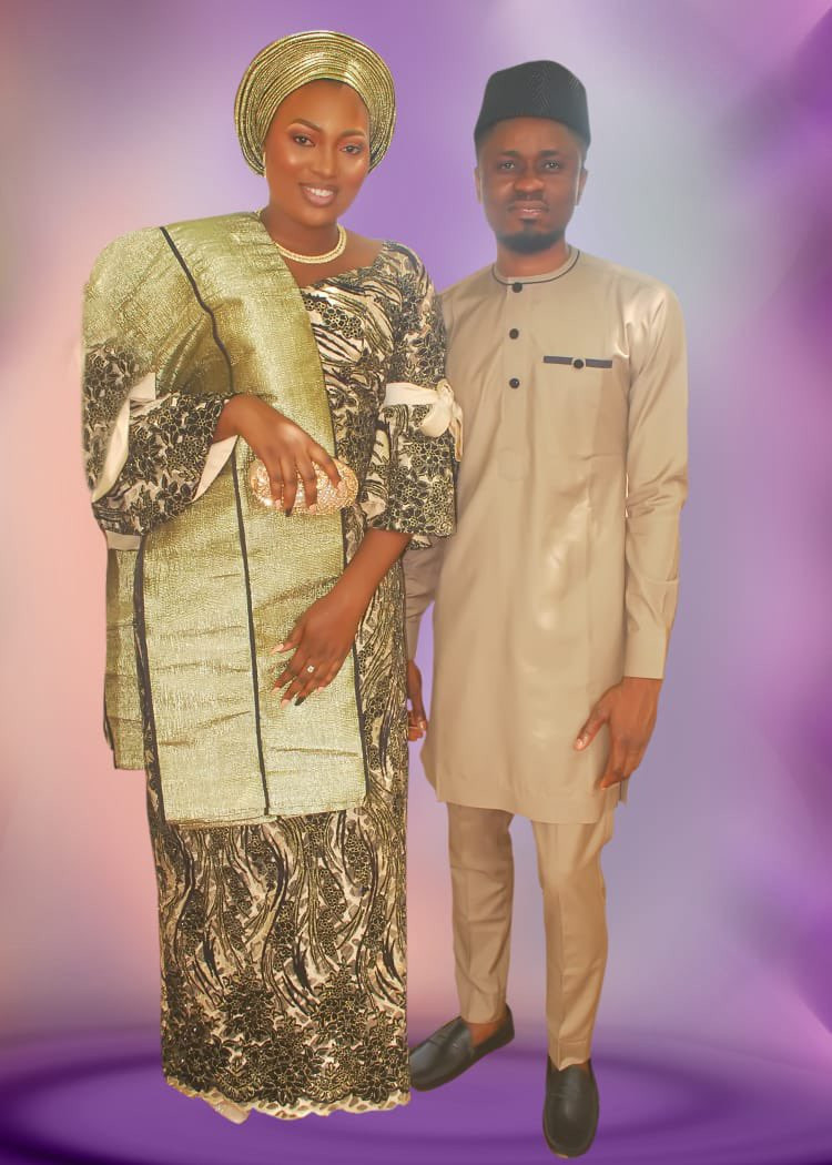 Between a Nigerian bride and her mum who kicked against her paying a photographer N55k to take pictures at her introduction