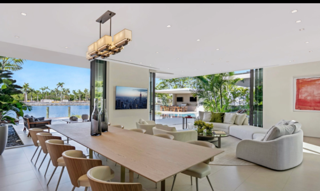 Lil Wayne puts his Miami Beach mansion up for sale at .5M (photos)