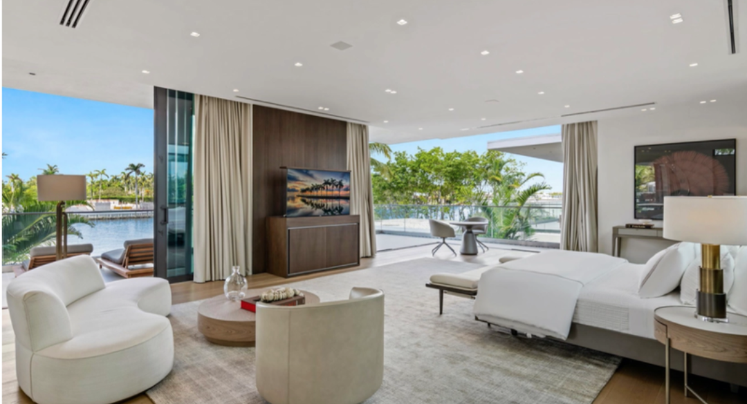 Lil Wayne puts his Miami Beach mansion up for sale at .5M (photos)