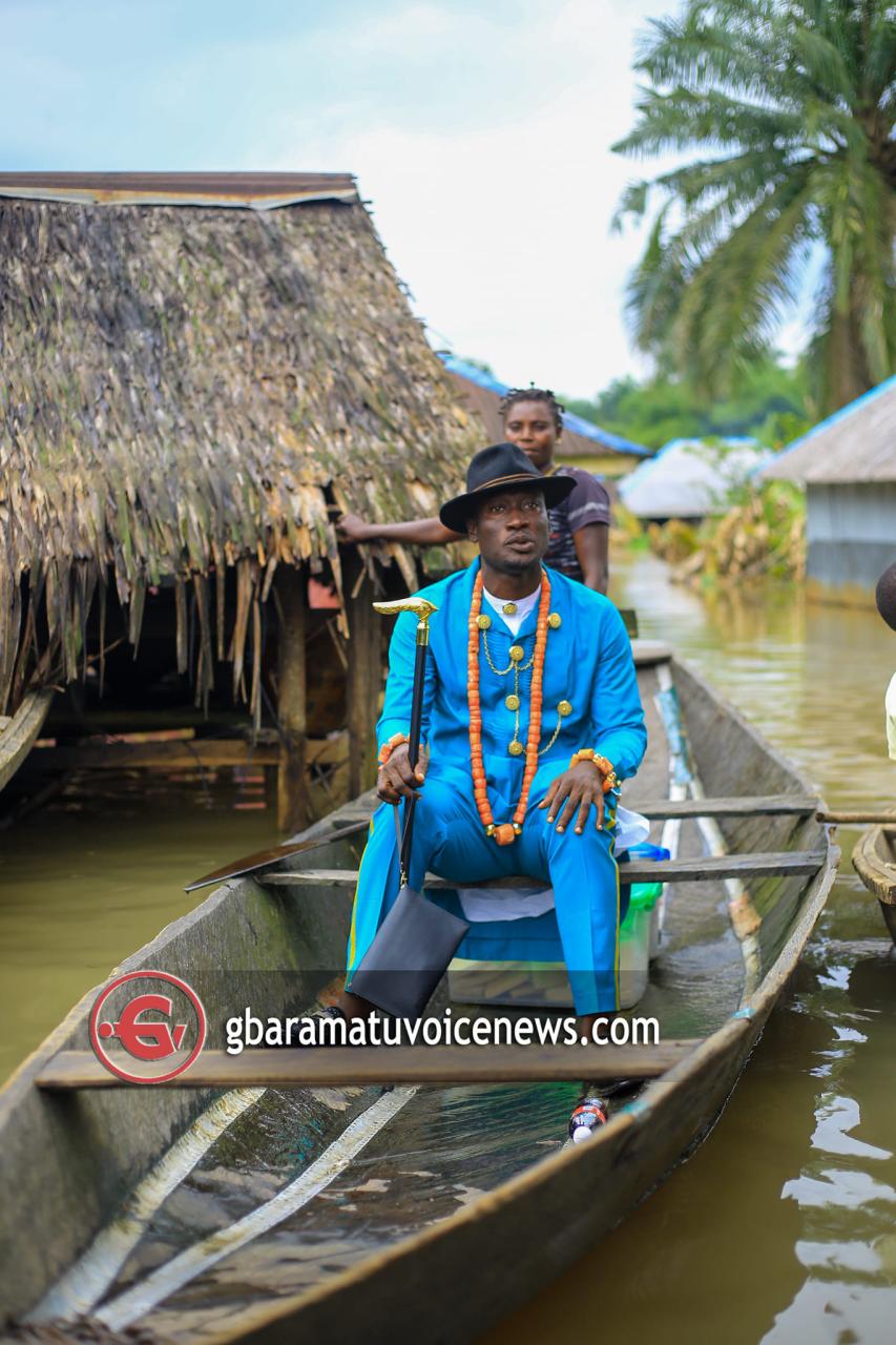 Delta couple performs their traditional marriage rites amidst flooding