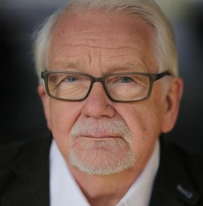 Actor Tom Owen dies 