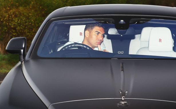 Manchester Utd players arrive training in exotic cars hours after they were thrashed 7-0 by Liverpool (photos/video)