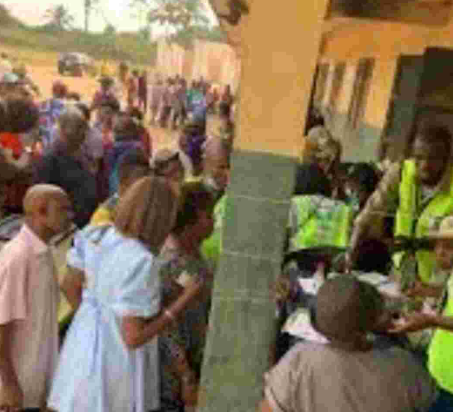 Elections did not hold in some wards in Oru West and Ohaji-Egbema LGA yet results came from those areas: Electoral officers say as they protest INEC result (video)