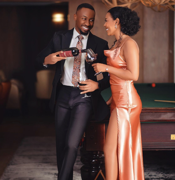 Former BBNaija stars, Saga and Nini engaged (photos/video)