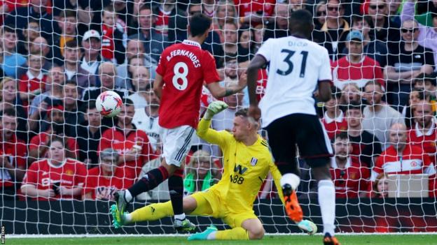 Bruno Fernandes scores against Fulham