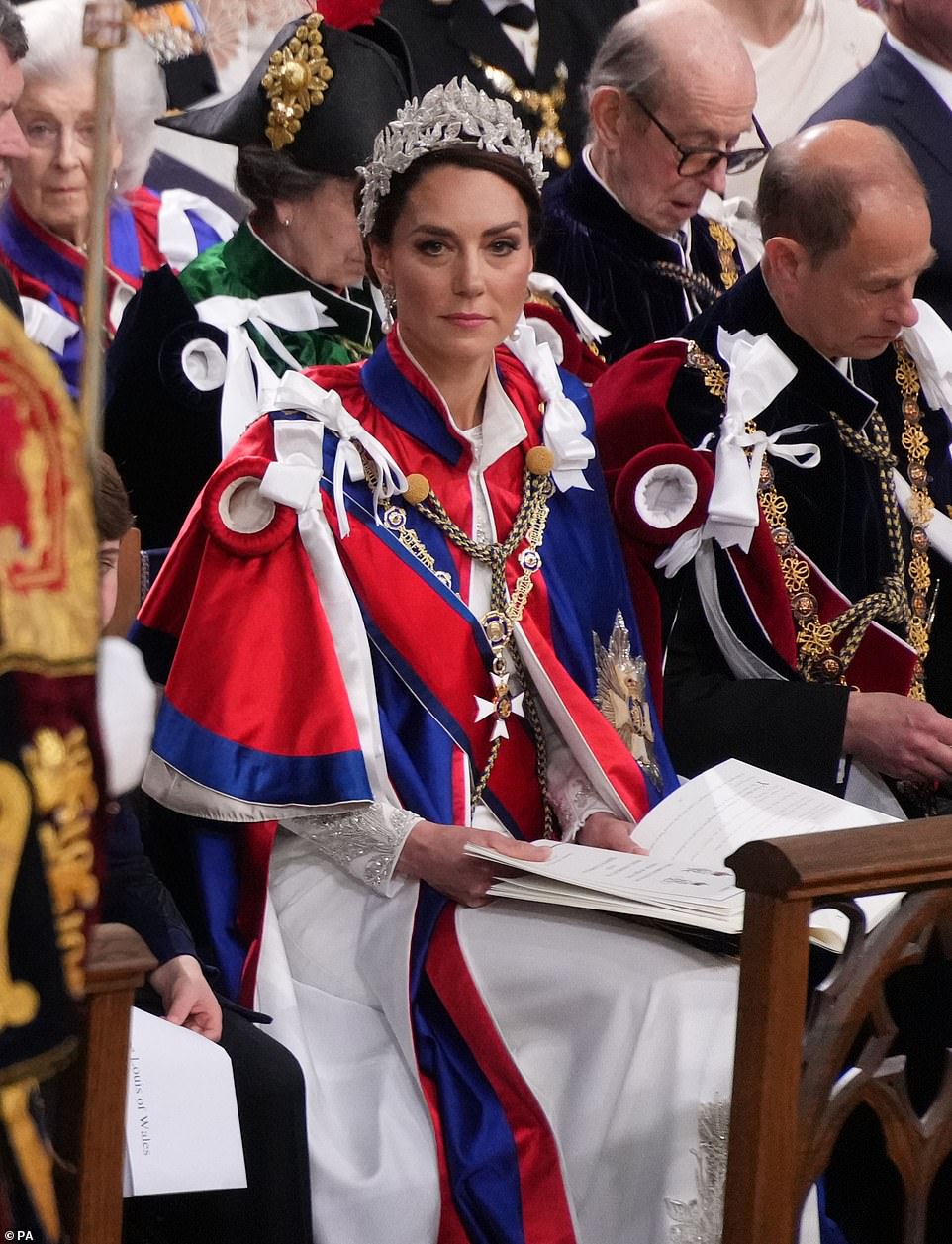 Kate Middleton rocks ivory Alexander McQueen dress featuring flowers from the four nations as she pays tribute to Diana and�the�late�Queen at the King?s Coronation (Photos)
