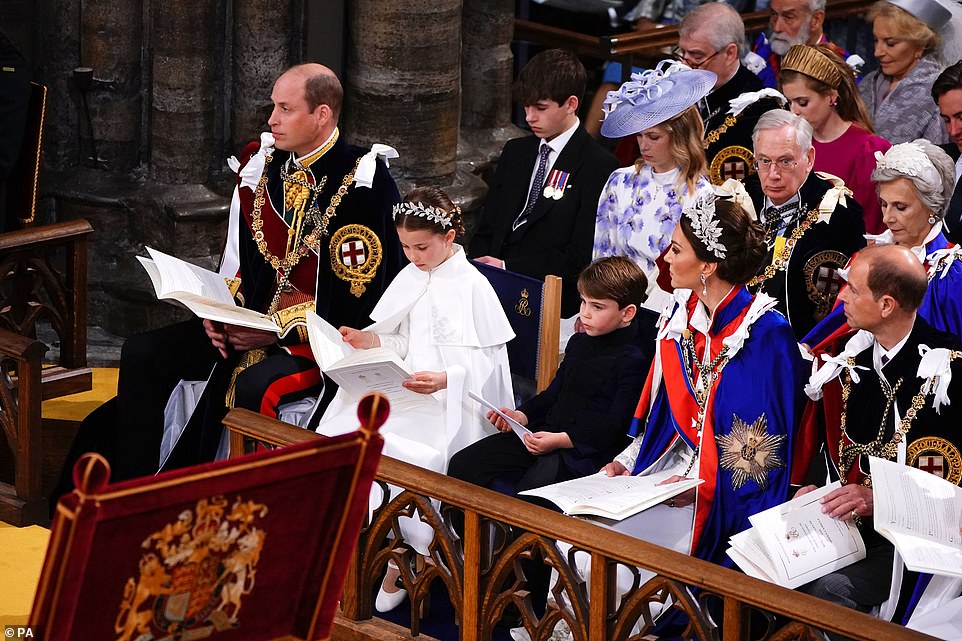 Kate Middleton rocks ivory Alexander McQueen dress featuring flowers from the four nations as she pays tribute to Diana and�the�late�Queen at the King?s Coronation (Photos)