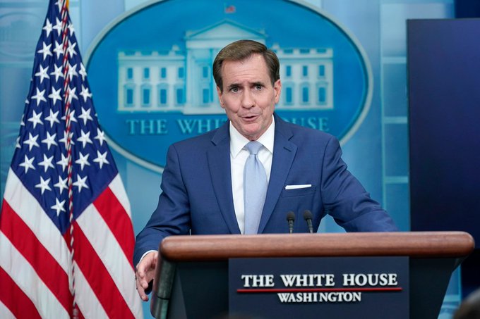 Multiple embassy staff members killed, burnt and kidnapped after US convoy was attacked in Nigeria - White House confirms (video)