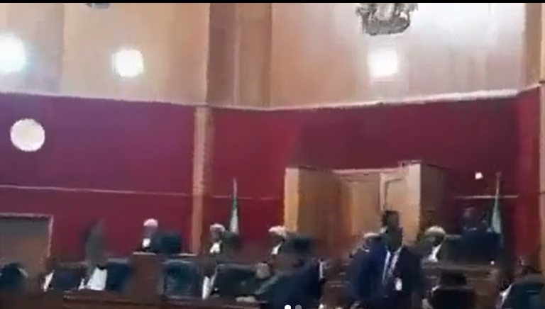 Lawyers and security personnel arrive at the appeal court as pre-hearing of petitions challenging the outcome of the 2023 presidential election begins (video)