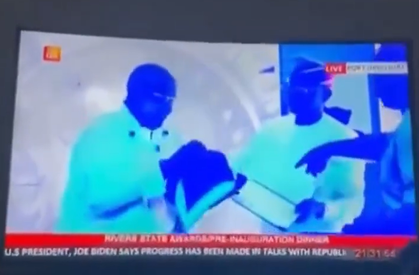 Trending video of former Governor of Rivers state, Nyesom Wike conferring an award on a dignitary