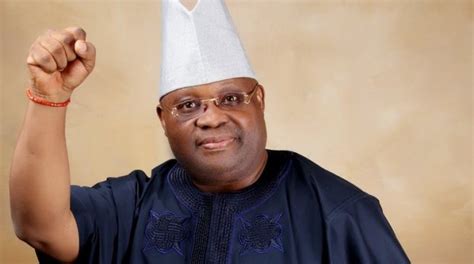 Fuel Scarcity: Osun government threatens to seal filling stations hoarding petrol
