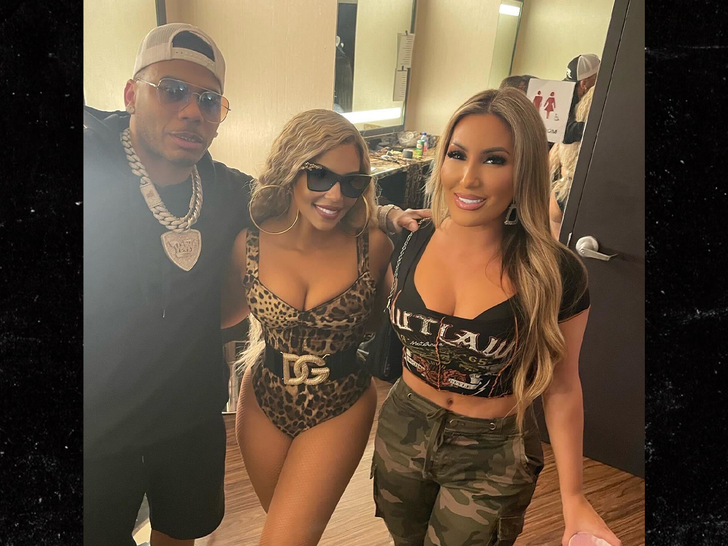 Ashanti brings out Nelly during Las Vegas concert