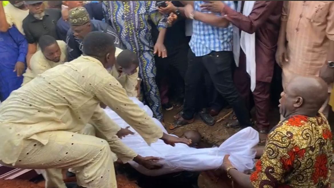 Actor Murphy Afolabi laid to rest (photos/video)