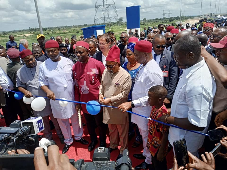 President Buhari commissions 2nd Niger bridge (photos)