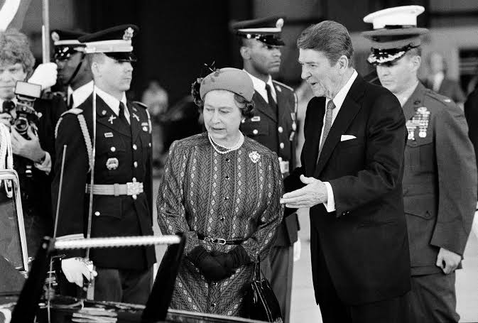 FBI reveals 1983 plot to kill Queen Elizabeth II during US visit