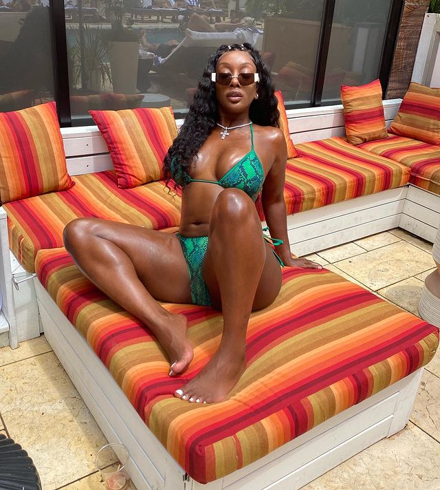 Check out eye-popping  photos of Anita Brown, the American lady claiming she is expecting a child with Nigerian singer, Davido.