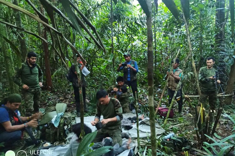 Four children missing in Colombian jungle after they survived plane crash that killed their mother are found alive after 40 days (Photos)