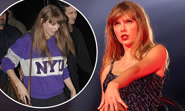 Singer Taylor Swift