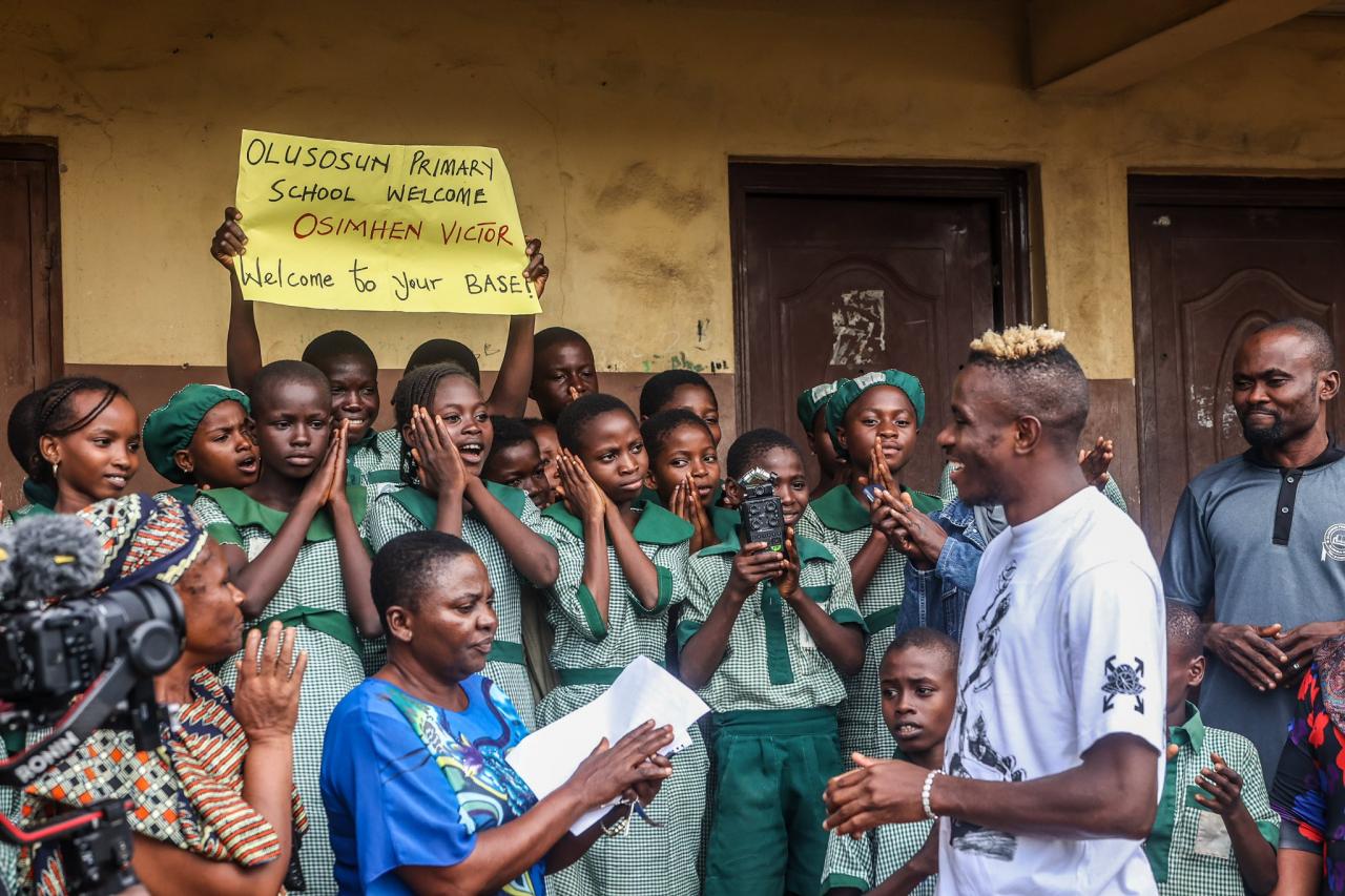 Victor Osimhen returns to his primary school in Olusosun where he was raised (photos/video)