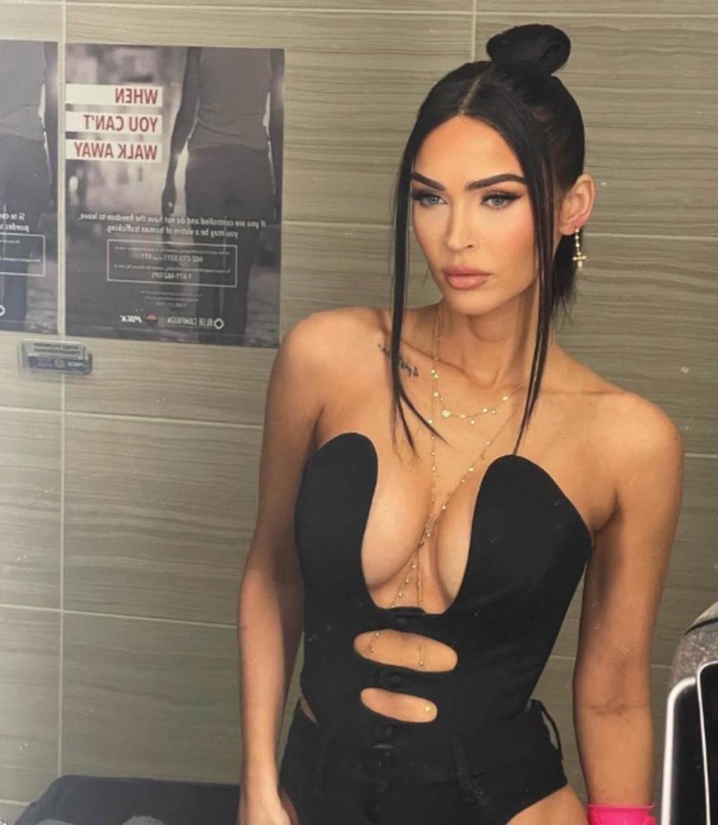 Megan Fox flaunts her curves in bikini, weeks after saying she
