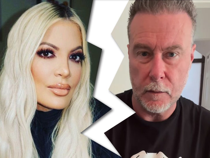 Actress Tori Spelling and actor Dean McDermott split