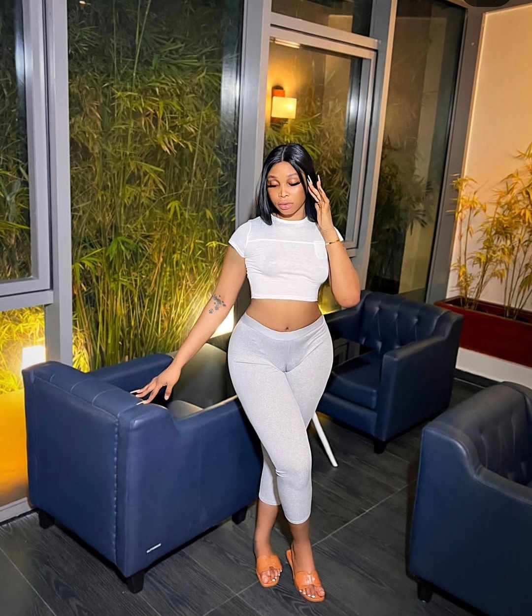 Nigerian transgender, Jay Boogie flashes cam�lt0e in new photos