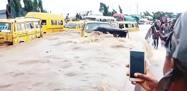 Prepare for heavy flooding this September -  Lagos  state govt alerts residents of Lekki-Ajah, Meiran, Ajegunle, others