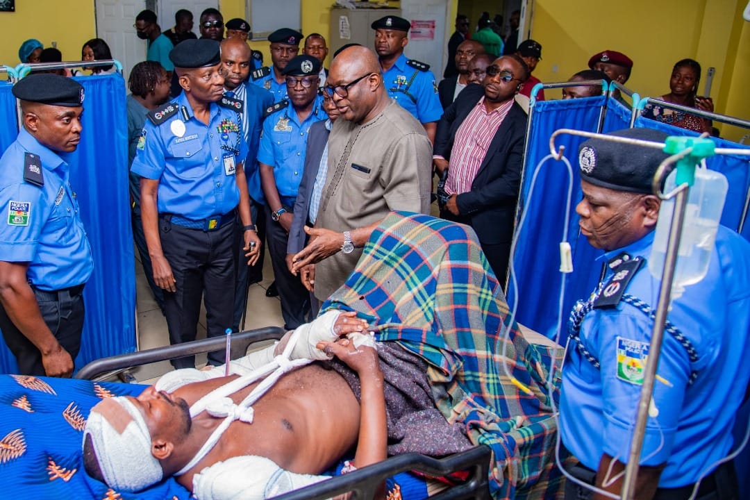 IGP visits police inspector brutally attacked and macheted by armed hoodlums in Abuja (graphic video)