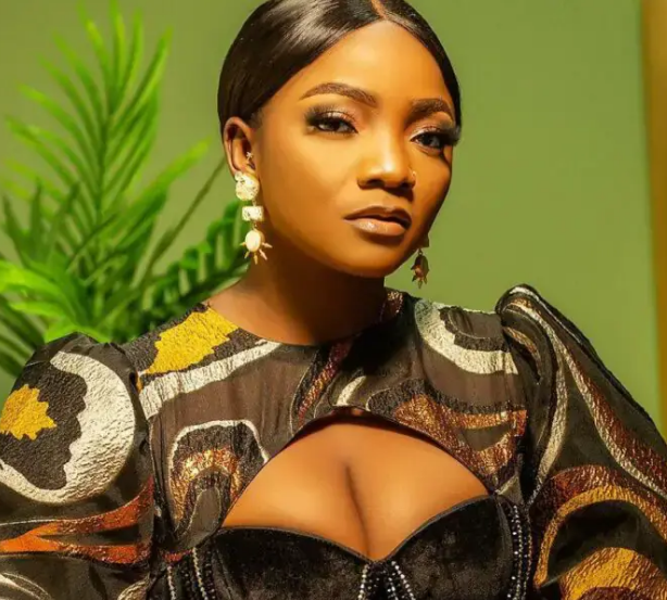 "Mothers should not feel guilty for choosing themselves and doing whatever they need" Simi reacts to Chimamanda